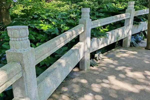 大连哪家石栏杆厂家做工好 值得信赖 本地区制造商
